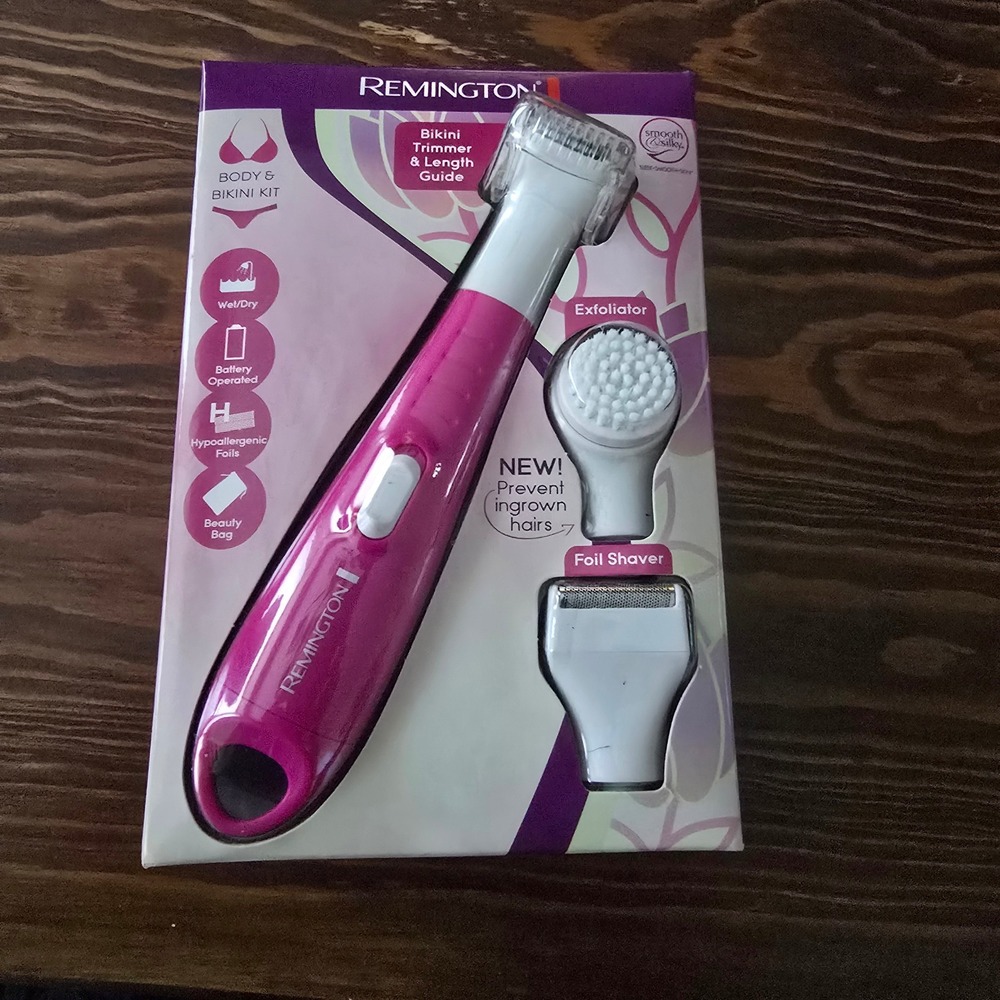Remington Smooth & Silky Body and Bikini Kit WPG4020 Pink White Wet Dry Shaver